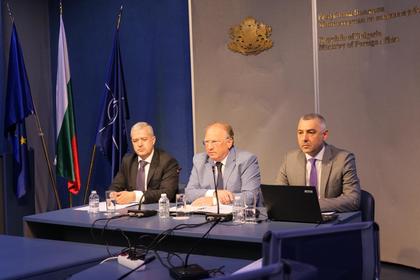 Министър Светлан Стоев:  За изборите на 11 юли зад граница МВнР върши  два пъти повече работа при същите срокове и човешки ресурс 